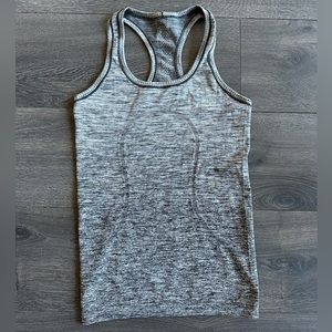 Lululemon Swiftly Tech Tank Ombré Heather Grey - Size 4